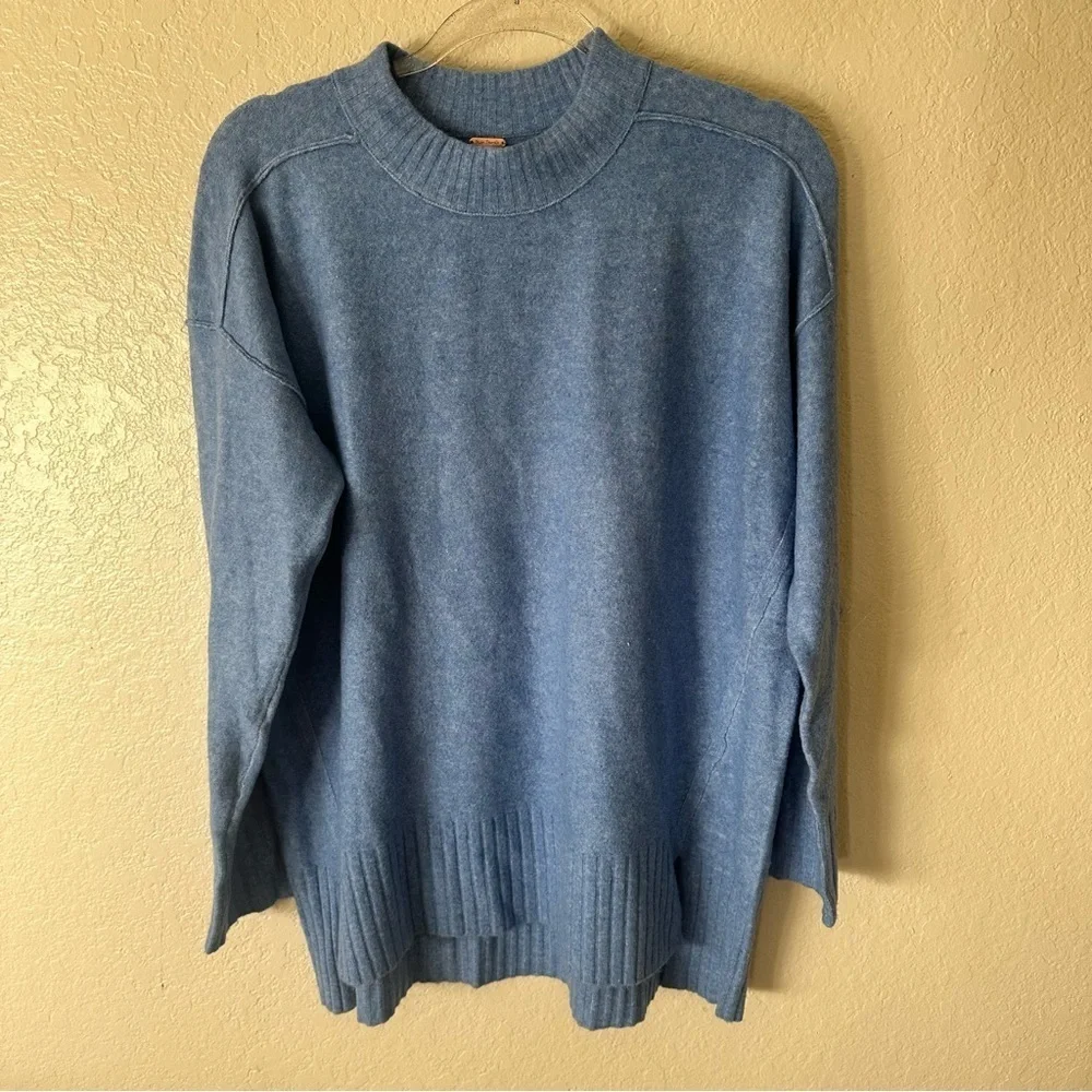 New free people Phoebe High-Low Tunic Sweater blue size XS